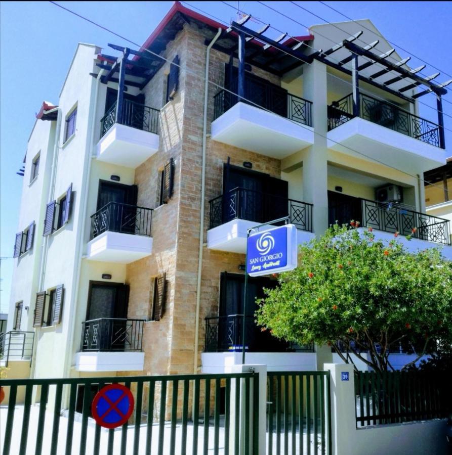 San Giorgio Luxury Apartments Иериссос Экстерьер фото